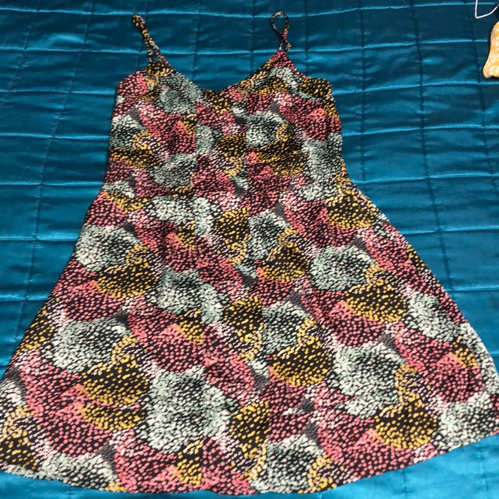 ⭐️3/$15 Dress with belt - Multicolor Print